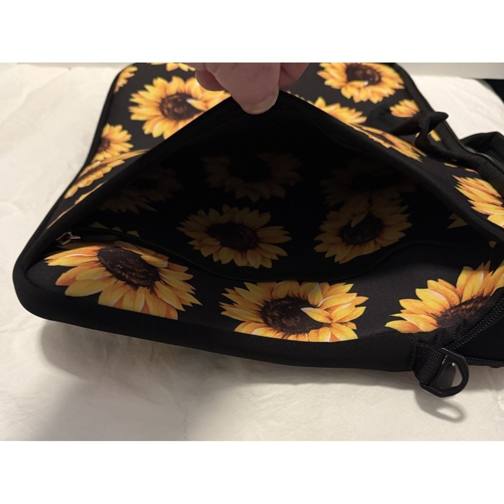 RICHEN Sunflower Neoprene 15" Laptop Shoulder Bag, Padded, Removable Strap - Picture 6 of 7